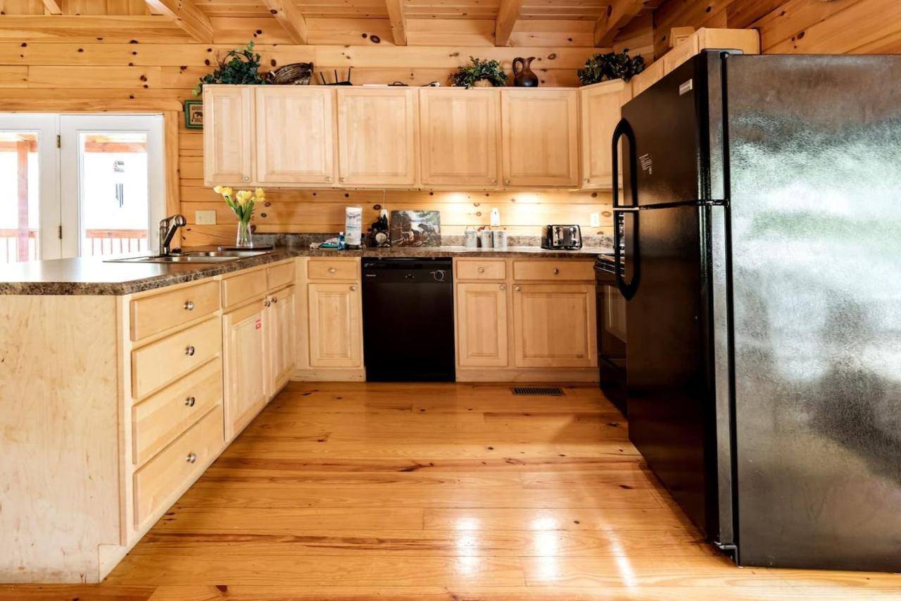 Smoky Mtn Hideaway - Cabin W/ Hot Tub & Pool Table Villa Sevierville Luaran gambar