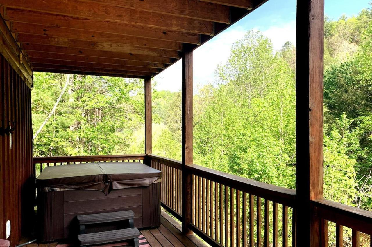 Smoky Mtn Hideaway - Cabin W/ Hot Tub & Pool Table Villa Sevierville Luaran gambar